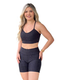 Bermuda ciclista preta com logo Jump em relevo — Jump Modas, moda fitness em Belém-PA