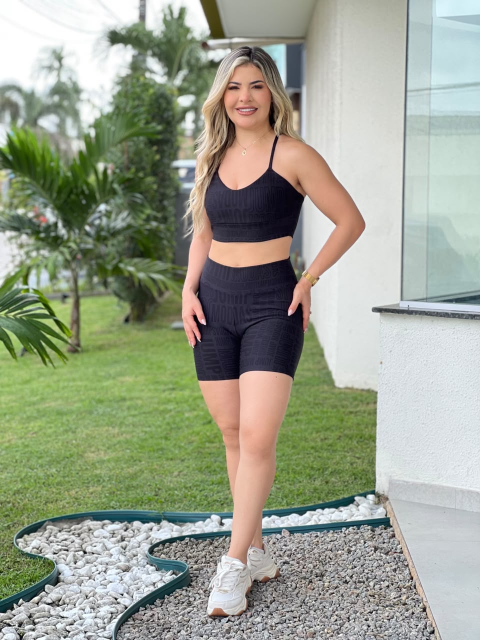 Bermuda ciclista preta de corpo inteiro — Jump Modas