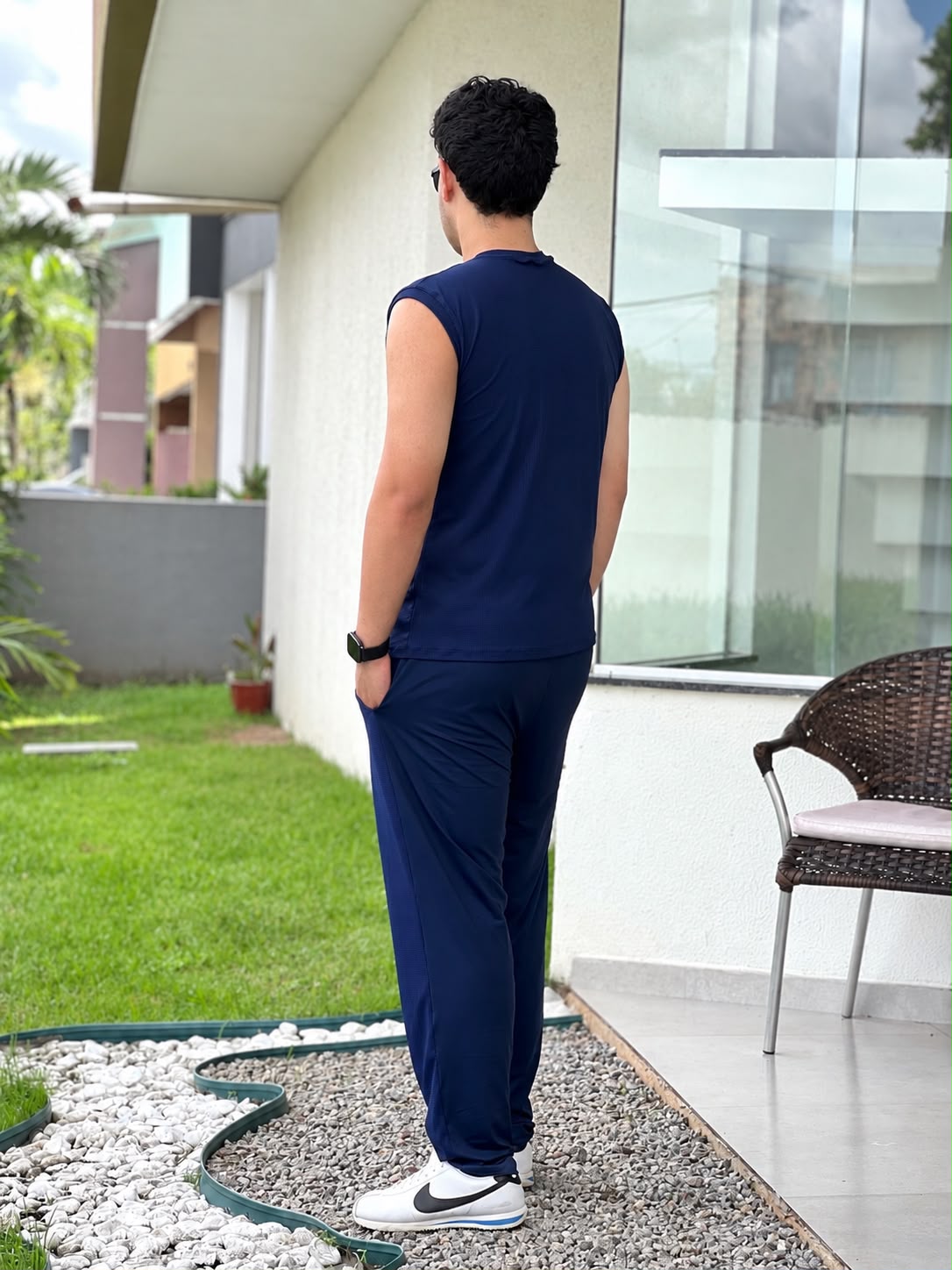 Machão masculino azul marinho visto de costas — Jump Modas