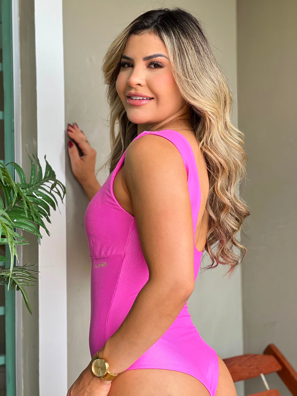 Body Regata Franzido Canelado Rosa Pink — costas