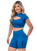 Conjunto Cropped Manga Curta e Bermuda Azul Royal Jump Modas - vista frontal
