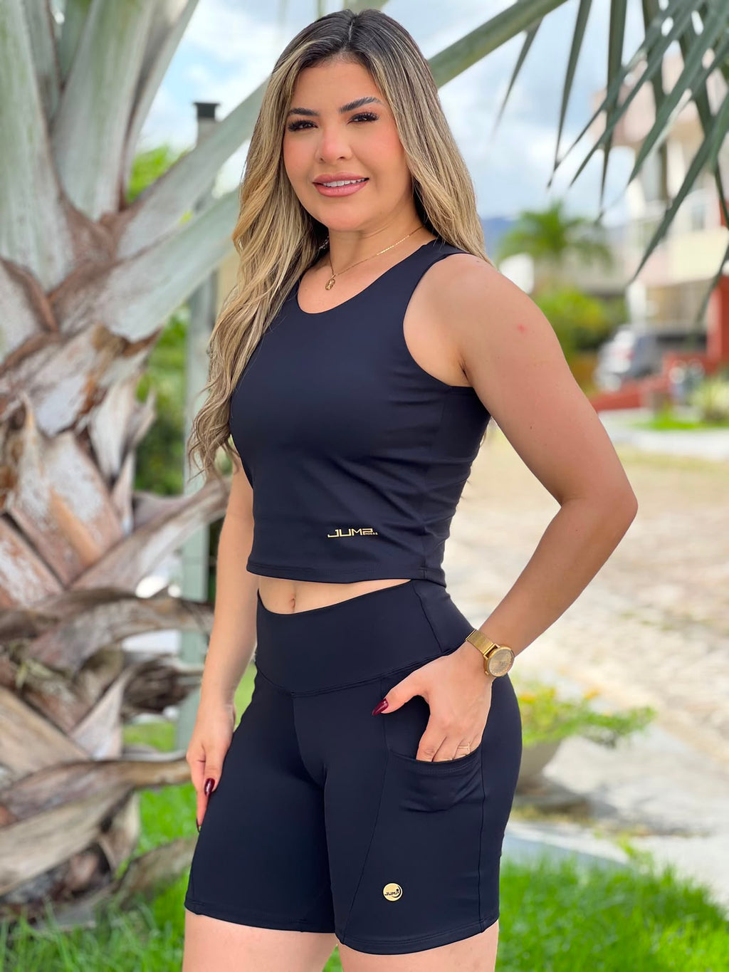 Regata Cropped Preta Jump Modas - look completo