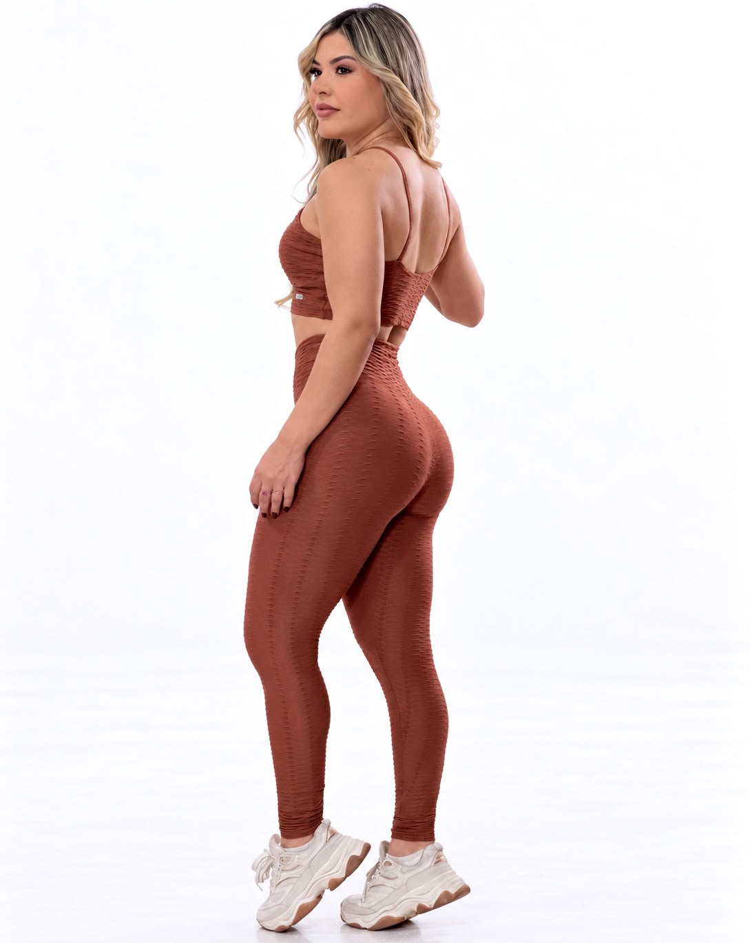 Costas da legging cintura alta terracota texturizado 3d