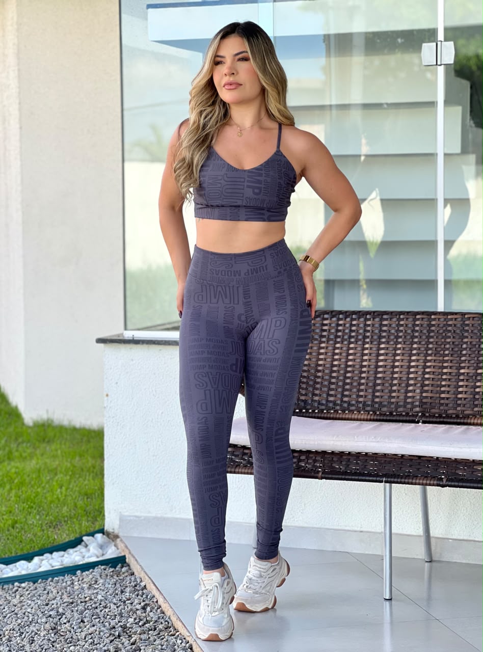 Top Alças Finas Cinza Chumbo Logo All-Over Jump Modas - corpo inteiro